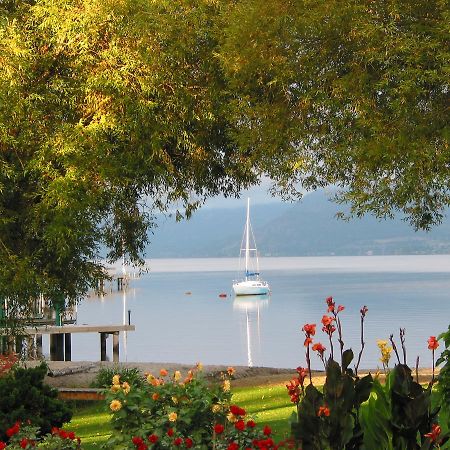 Lakeshore B&B Kelowna Exterior photo