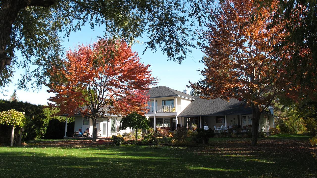 Lakeshore B&B Kelowna Exterior photo