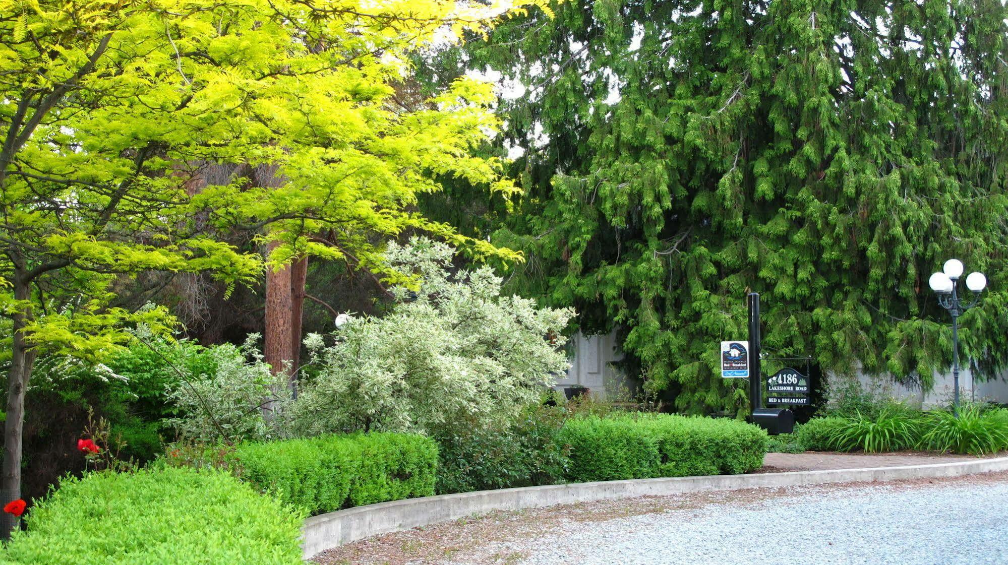 Lakeshore B&B Kelowna Exterior photo